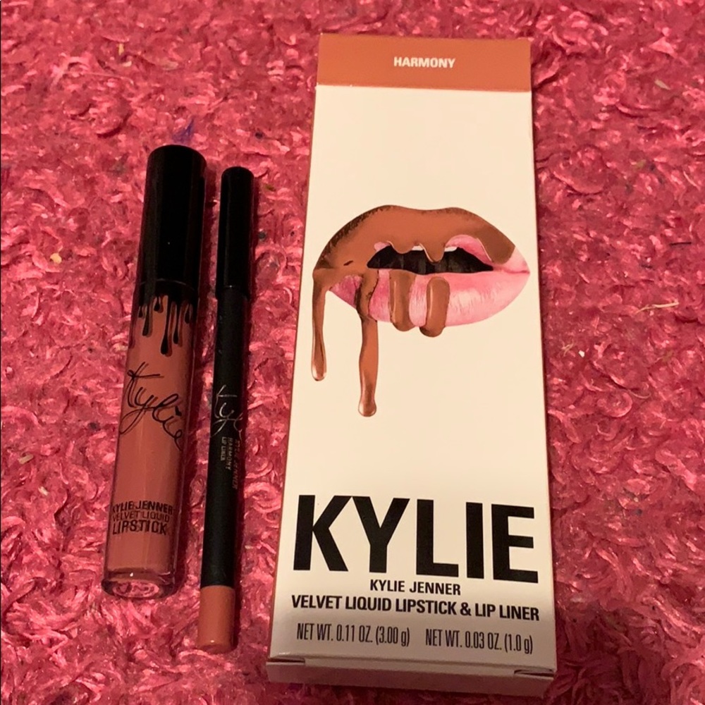 kylie lip kit
